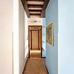 La Maison Des Lions Vacanze Accesso Diretto Localita Apartmán *