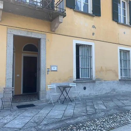 Apartment La Maison Des Lions Vacanze Accesso Diretto Localita