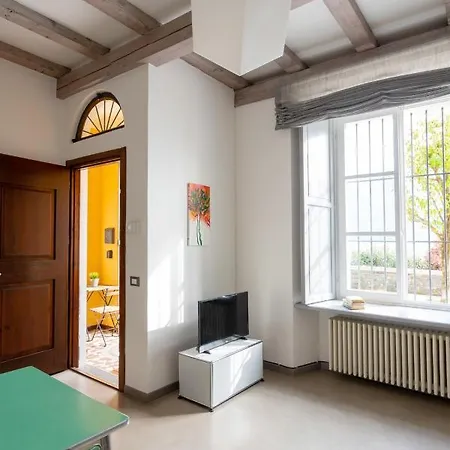 Apartment La Maison Des Lions Vacanze Accesso Diretto Localita *
