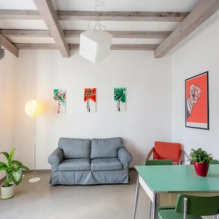 Apartment La Maison Des Lions Vacanze Accesso Diretto Localita Cannobio