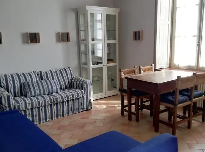 La Maison Des Lions Vacanze Appartamento *