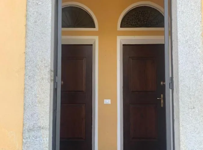 アパート La Maison Des Lions Vacanze Accesso Diretto Localita カンノビオ