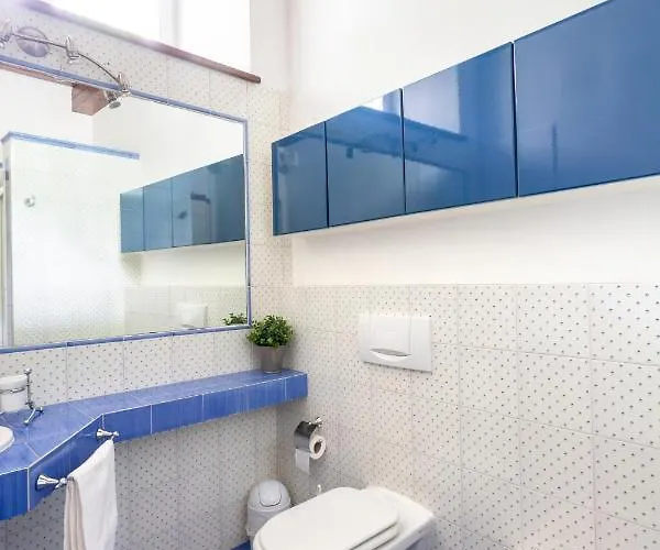 La Maison Des Lions Vacanze Accesso Diretto Localita カンノビオ