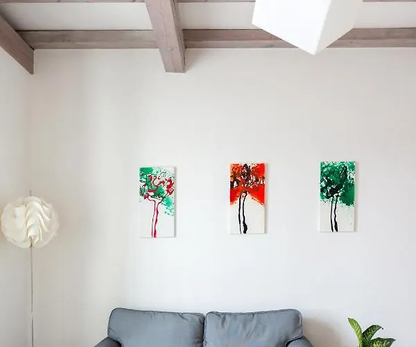 アパート La Maison Des Lions Vacanze Accesso Diretto Localita カンノビオ