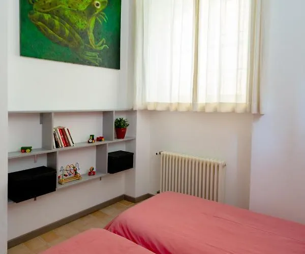 Lägenhet La Maison Des Lions Vacanze Accesso Diretto Localita Cannobio
